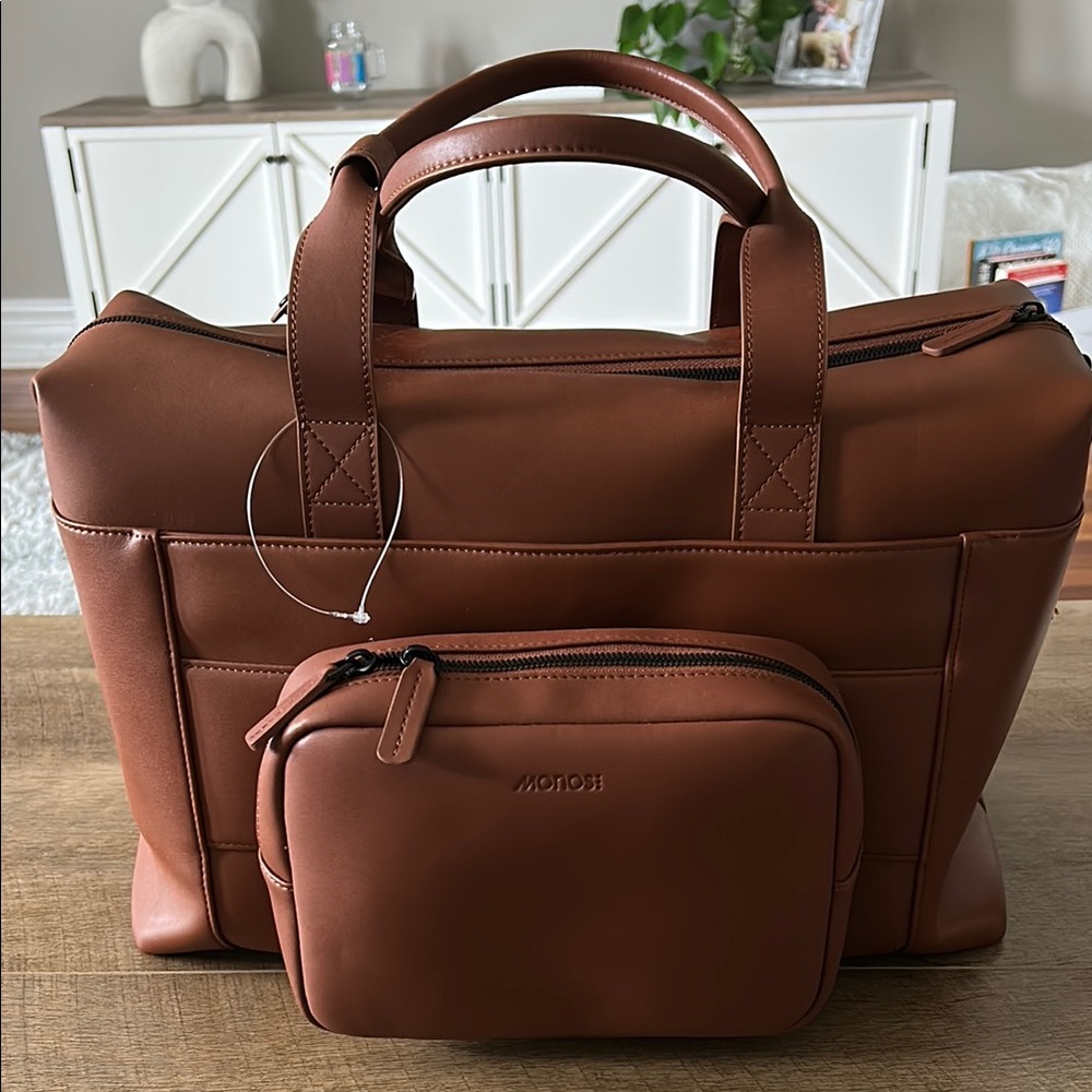 Brown Duffel Bag with Smooth Texture and Matte Finish